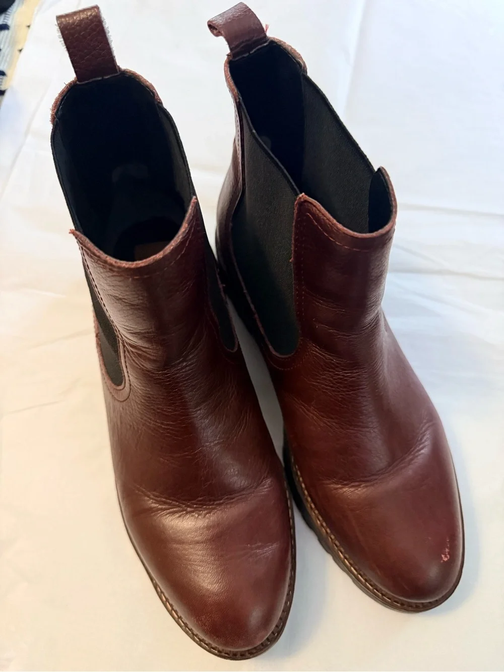 Caslon Men's Burgundy Leather water proof Chukka Boots with Black Elastic Panels